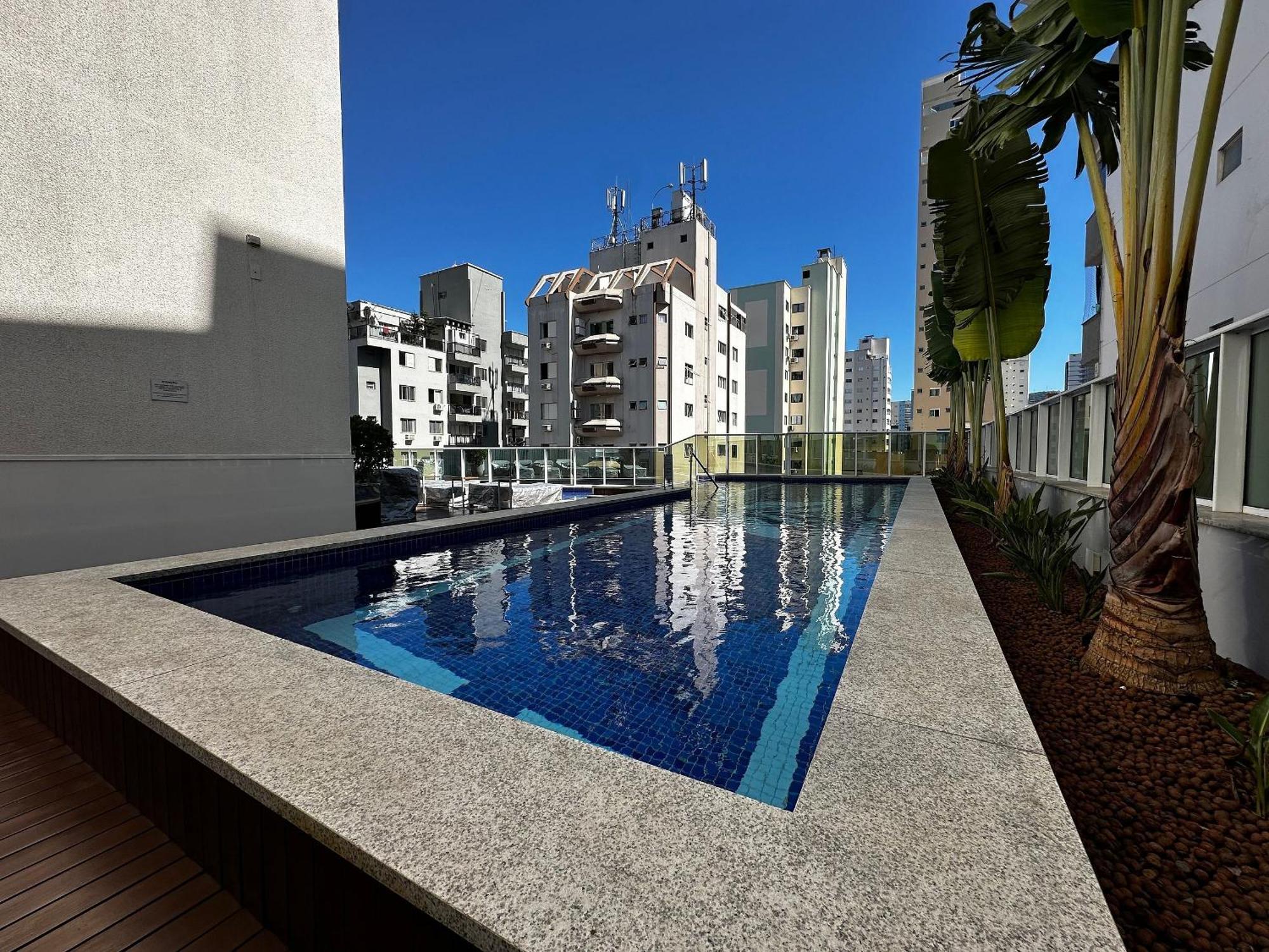 El01- Jacuzzi Vista Mar| 4 Garagens| Piscina Apartamento Balneario Camboriu