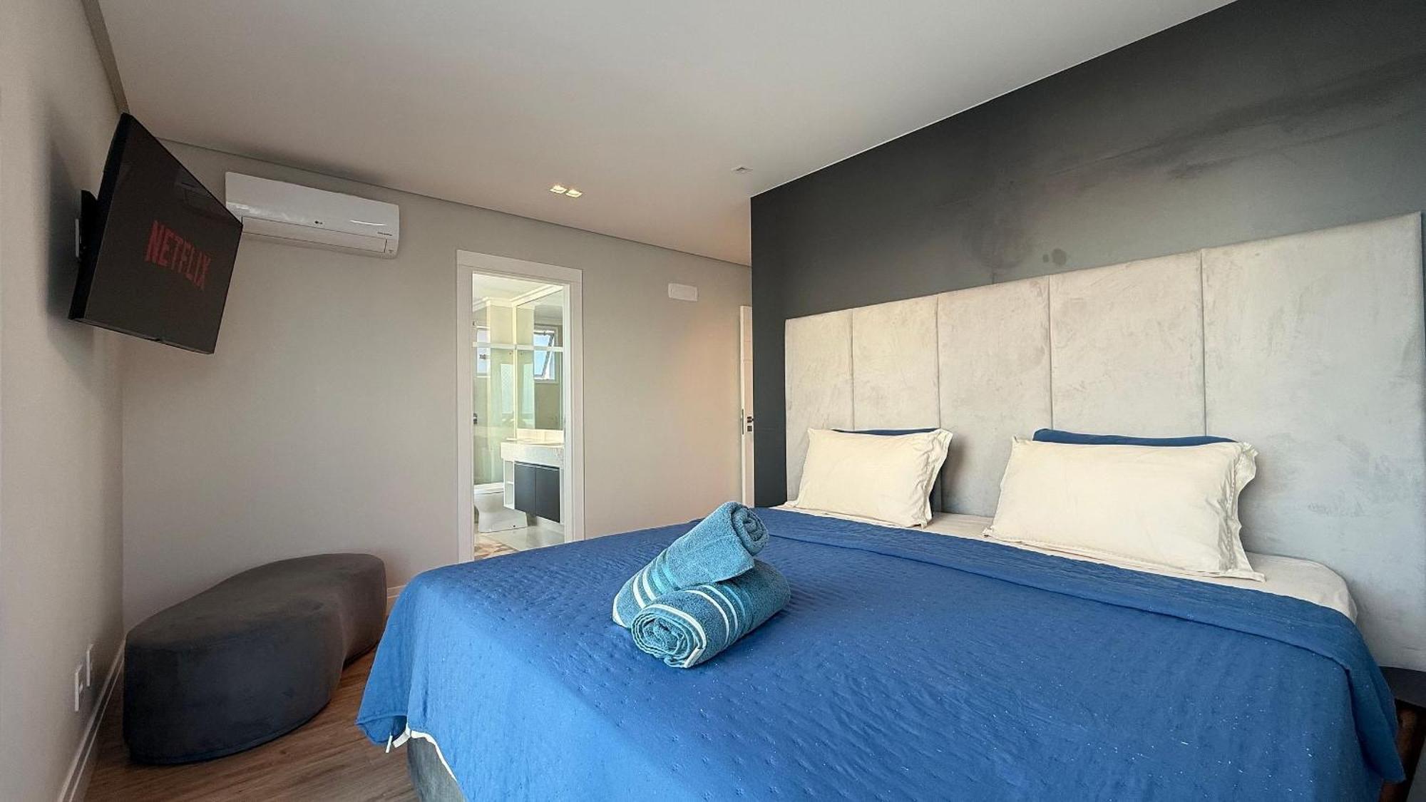 Apartamento El01- Jacuzzi Vista Mar| 4 Garagens| Piscina *