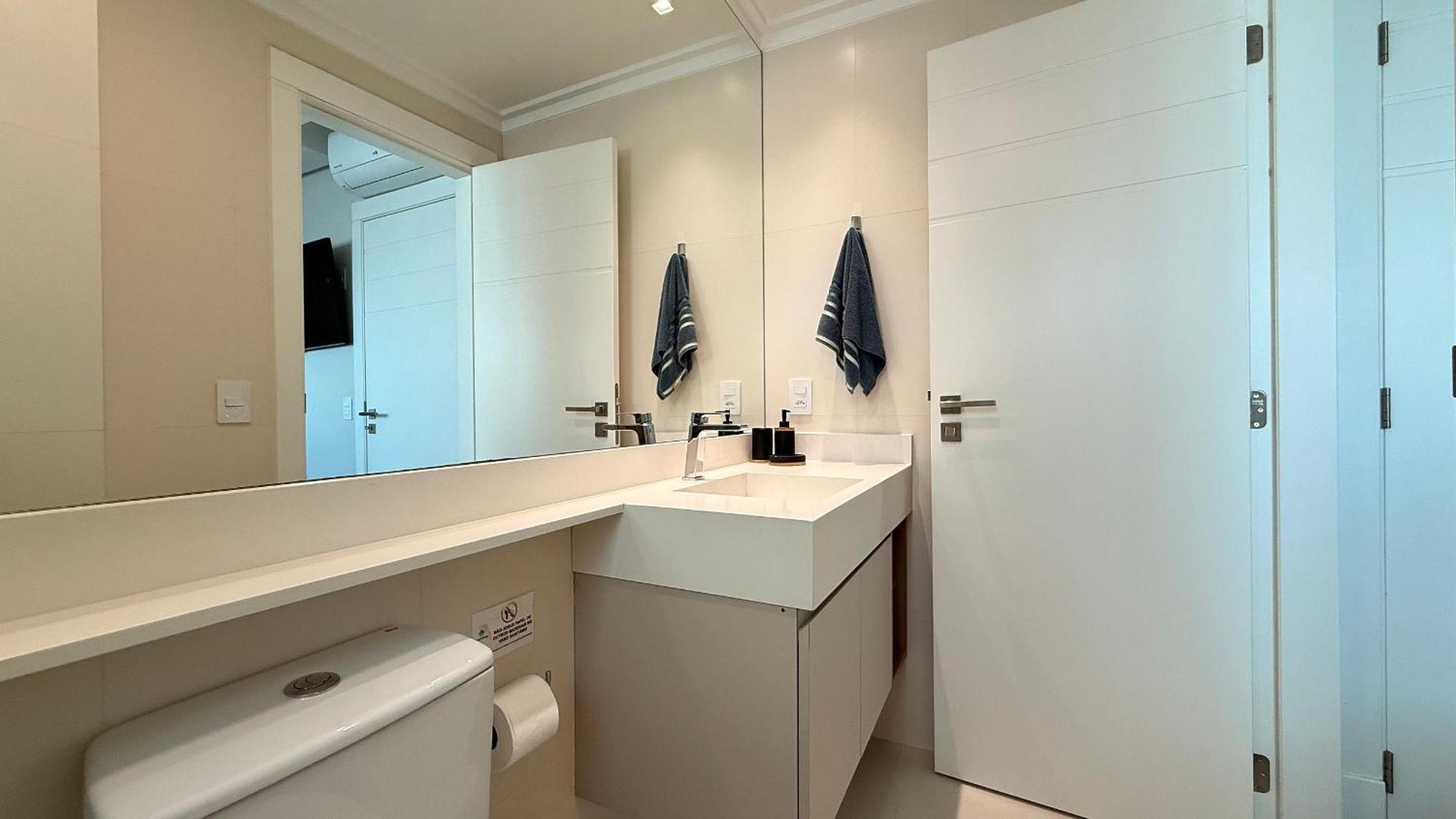 Apartamento El01- Jacuzzi Vista Mar| 4 Garagens| Piscina